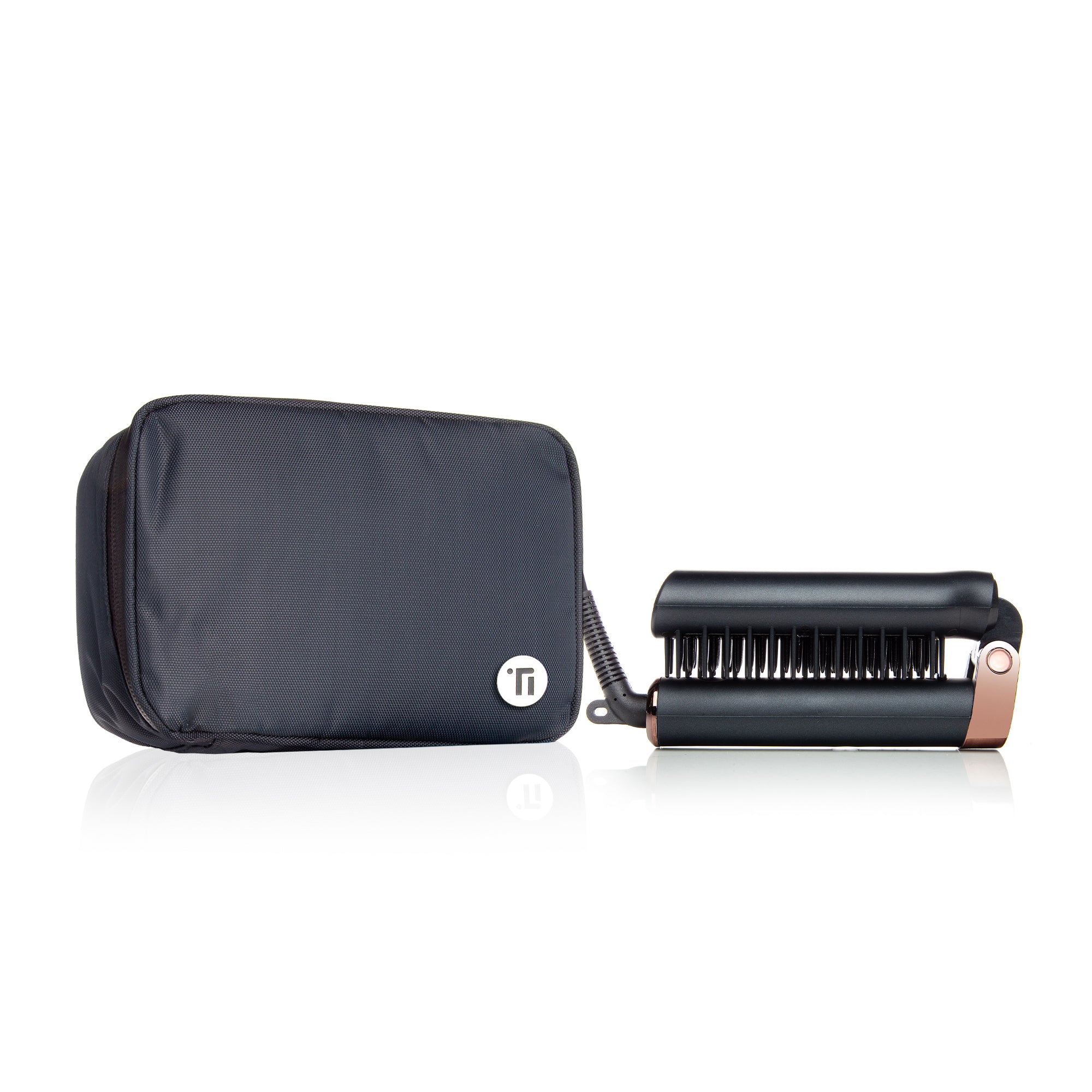 Straightener travel outlet case