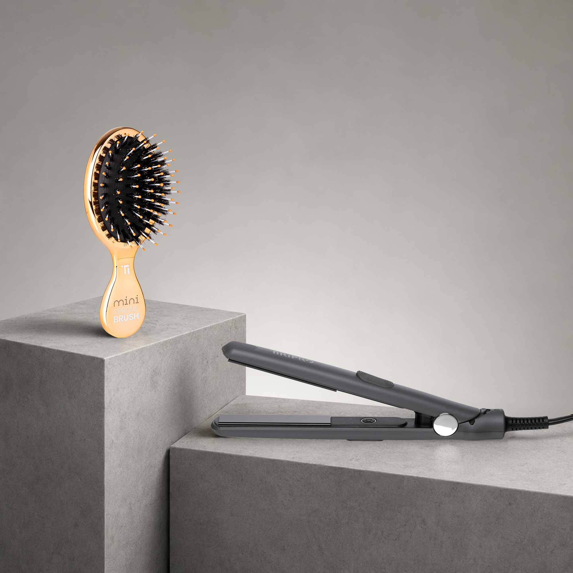 TIRI PRO "TO-GO" Flat Iron & Mini Chrome Brush Set | Compact Travel Flat Iron + Boar-Bristle Brush