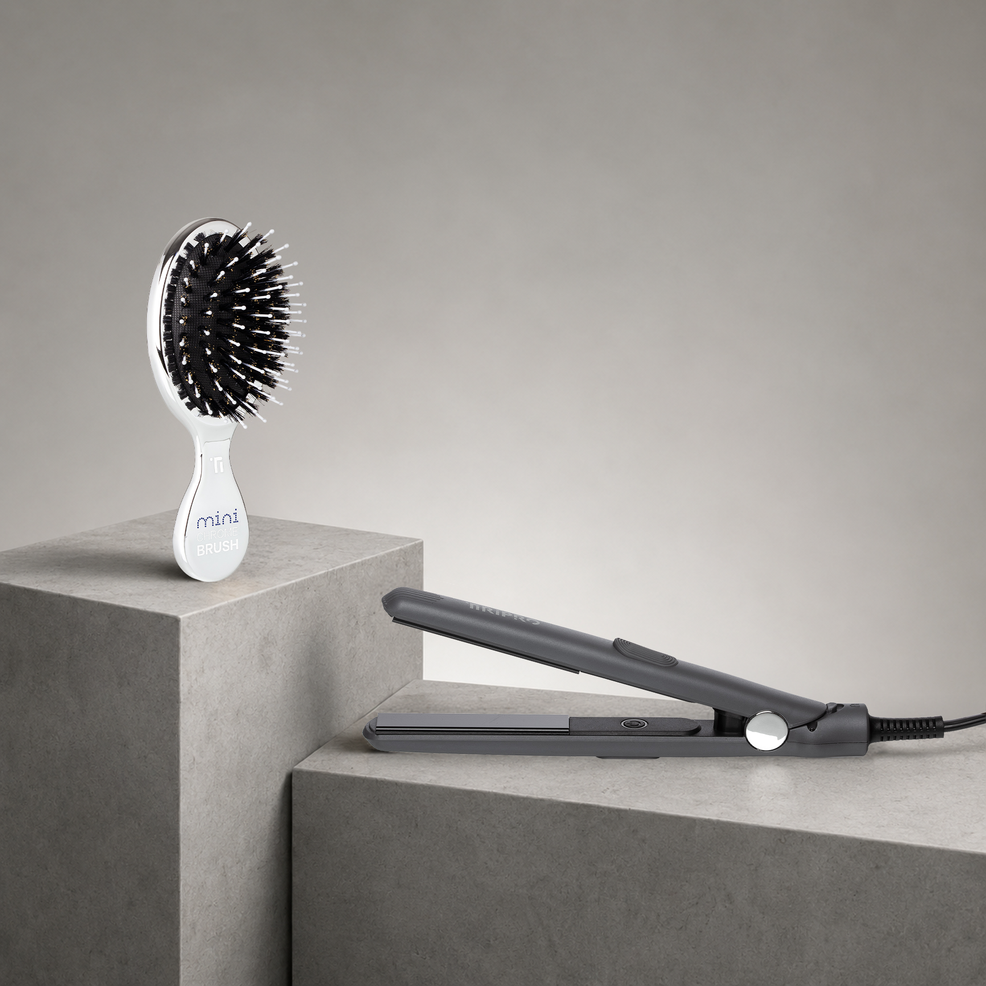 TIRI PRO "TO-GO" Flat Iron & Mini Chrome Brush Set | Compact Travel Flat Iron + Boar-Bristle Brush